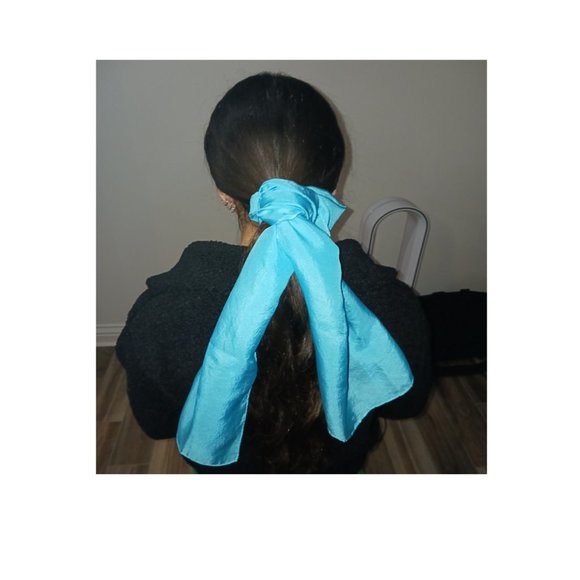 100% silk scarf - Picture 3 of 3